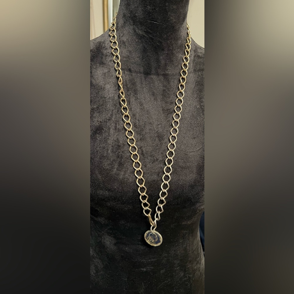 Elegant vintage Large link chain with faux George Washington Coin Necklace